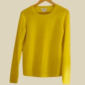 Nordstrom 100% cashmere Yellow Crew Neck Sweater with Long Sleeves